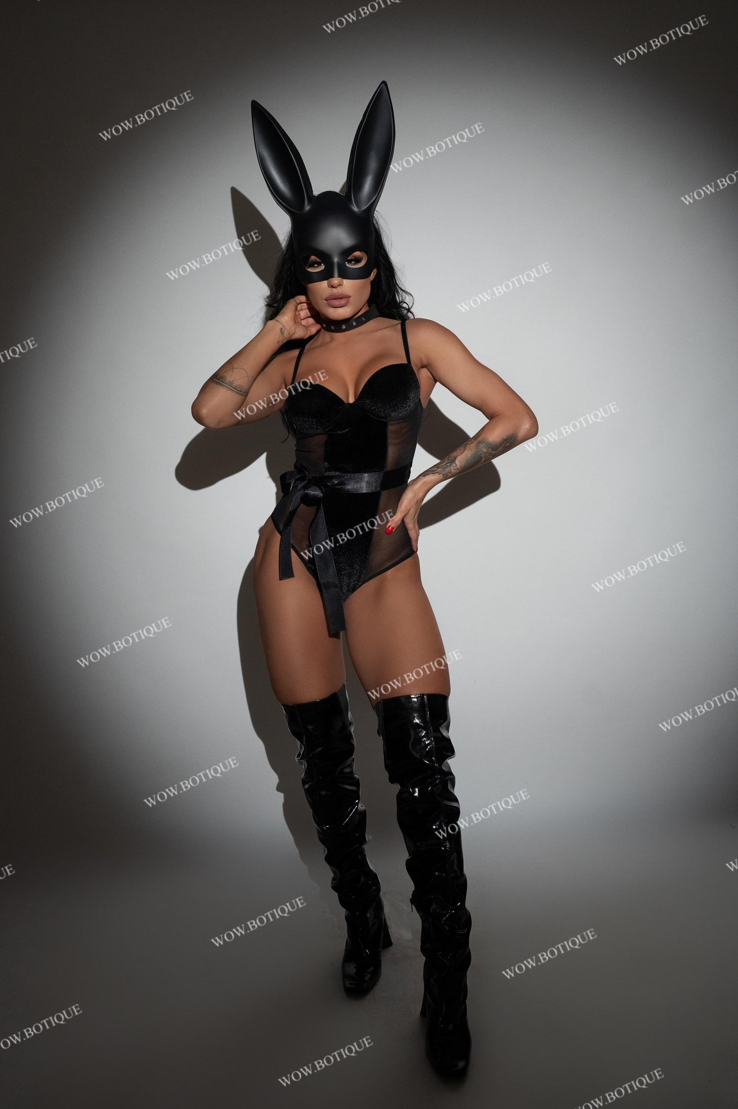 BUNNY WOMANN