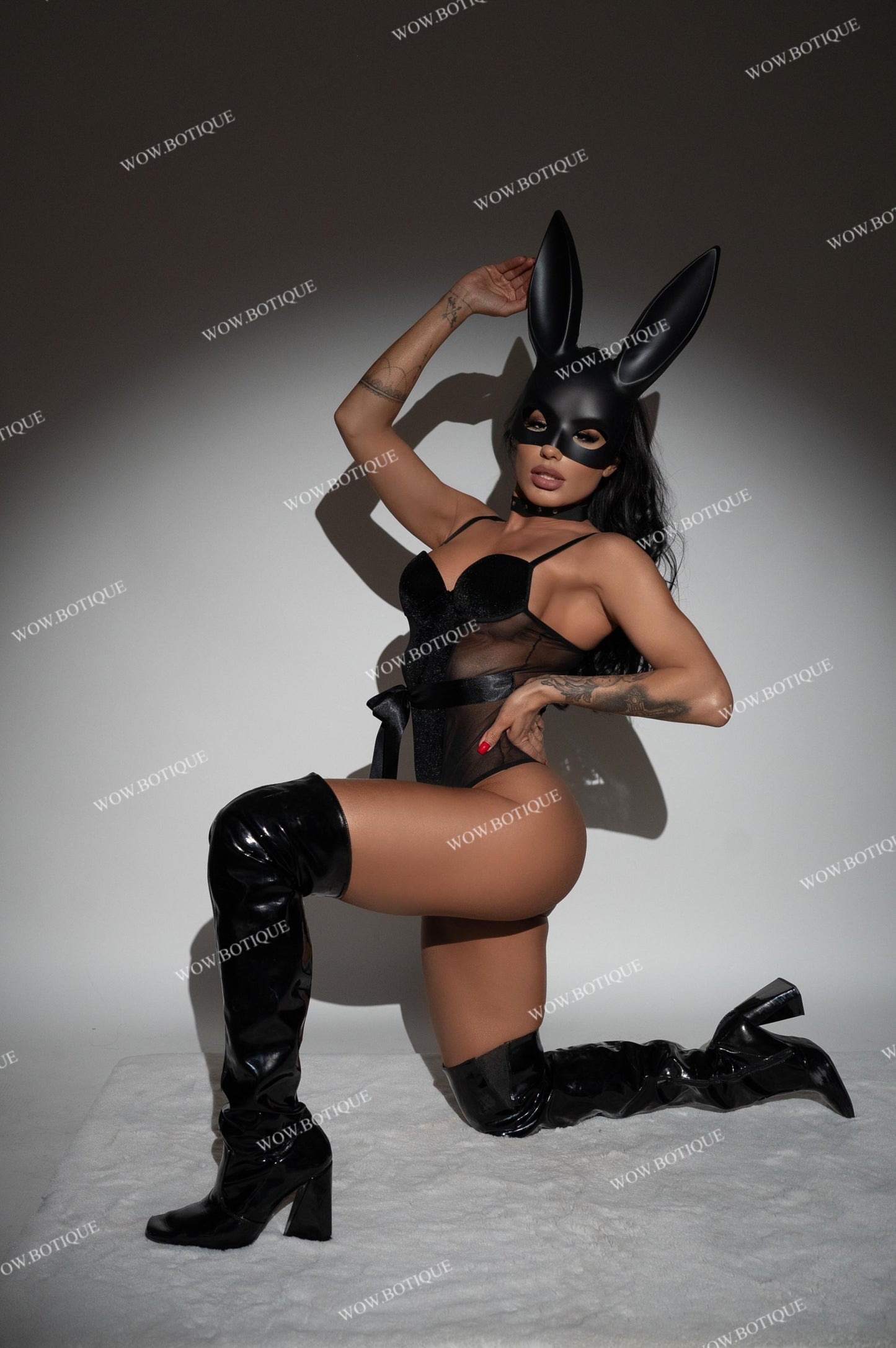 BUNNY WOMANN